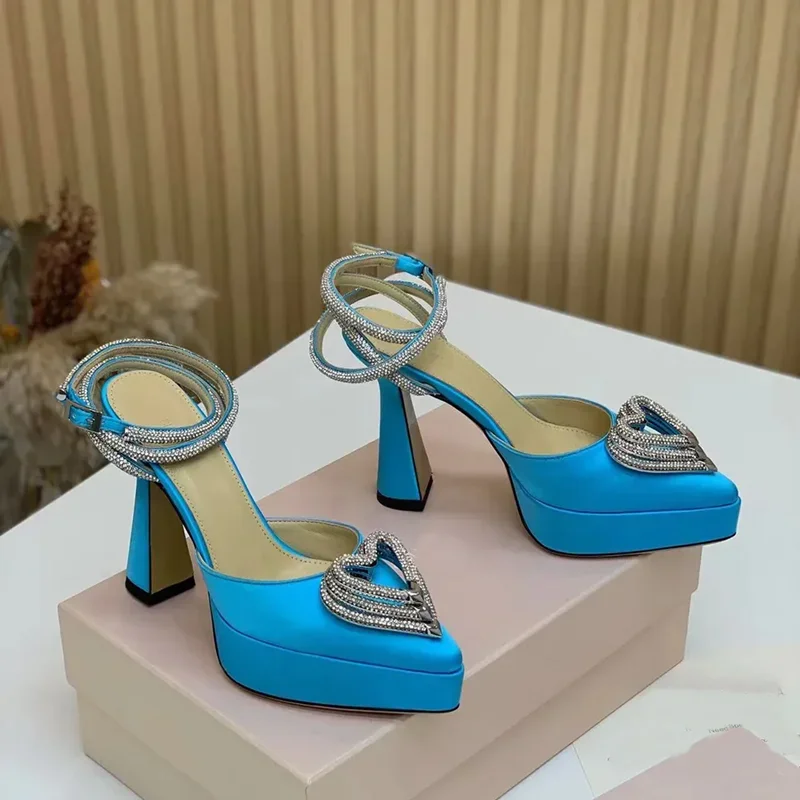 Platform Crystal Love Decorati - Casual Sandal Leather ulasan dan harga